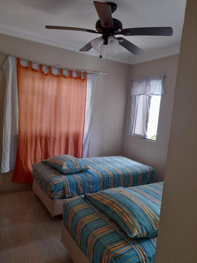 Residencial Flor De Bayahibe Apartment Luaran gambar